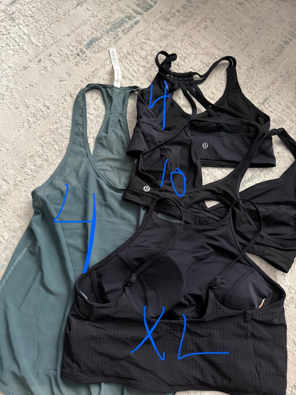 Lululemon bundle - Picture 2 of 2
